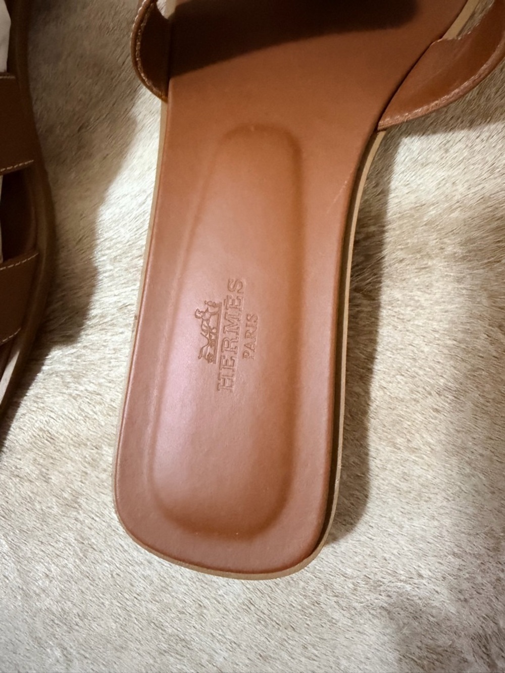 Hermes Oran Authentic 39 Retail 900 - Picture 8 of 12